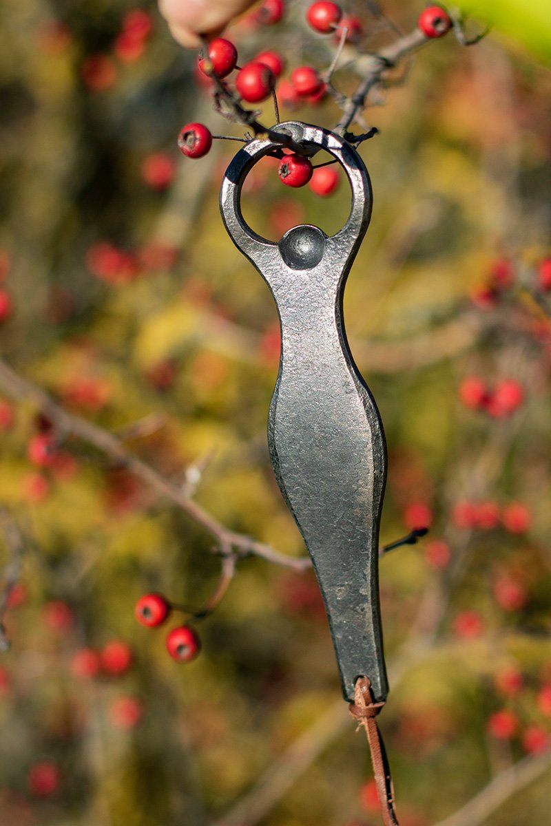 Bottle opener - woman silhouette design - Image 3
